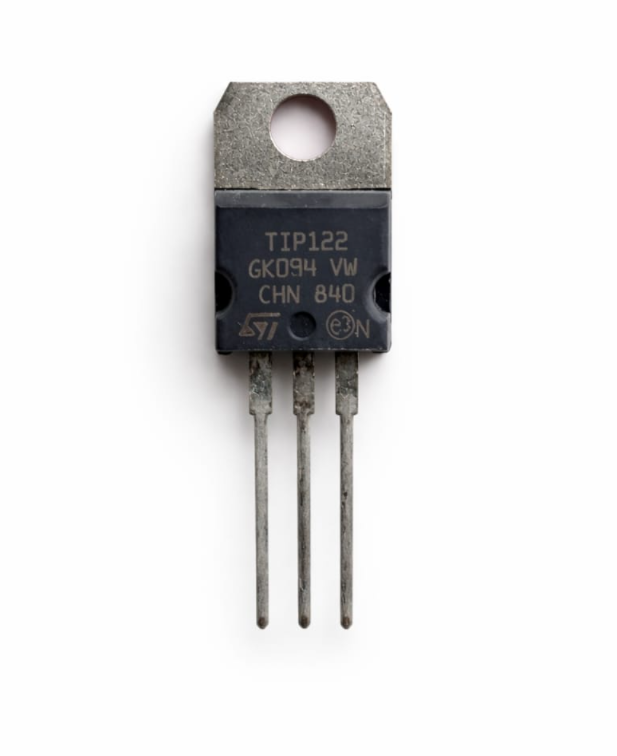 A13 TIP122 NPN Darlington Transistor β High Power TO-220 Switching Transistor (5A, 100V)