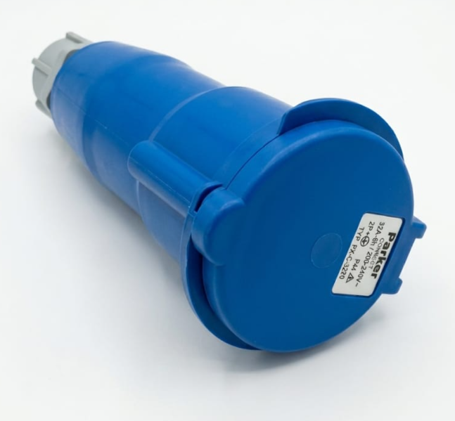 Heavy Duty Blue Extension Socket for Single Phase Site Power - 32 Amp 2P+E